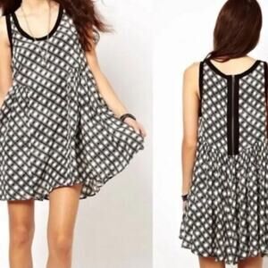 FREE PEOPLE Black White Circle Print Swing Zip Tank Top Mini Skater Dress S